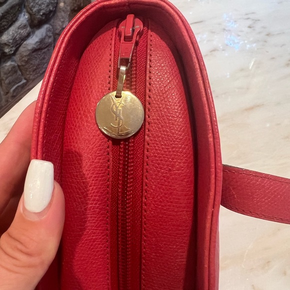 YSL Yves Saint Laurent Vintage Red Leather Arabesque hand bag! Very Rare - Picture 10 of 11